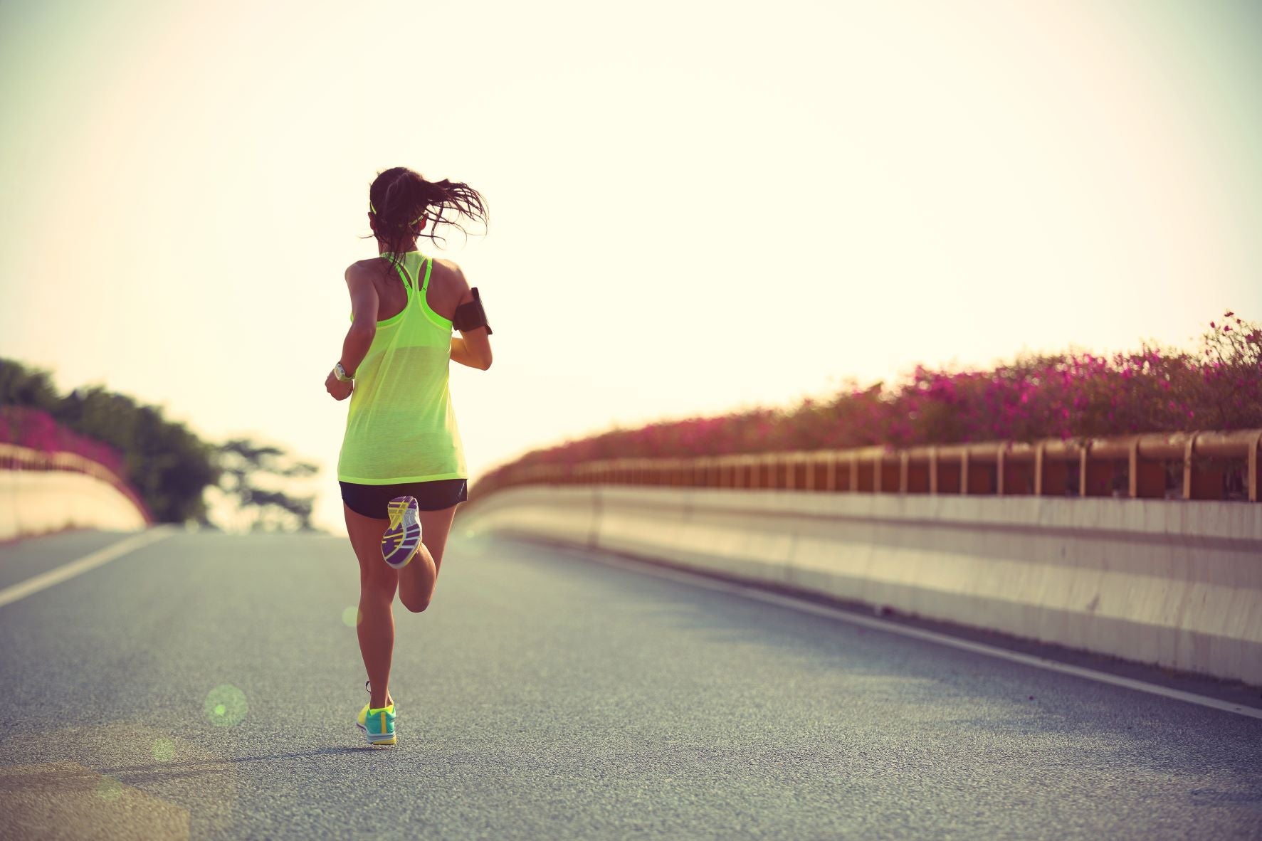 How to Avoid Injury - Marathon Training Tips | Neo G USA