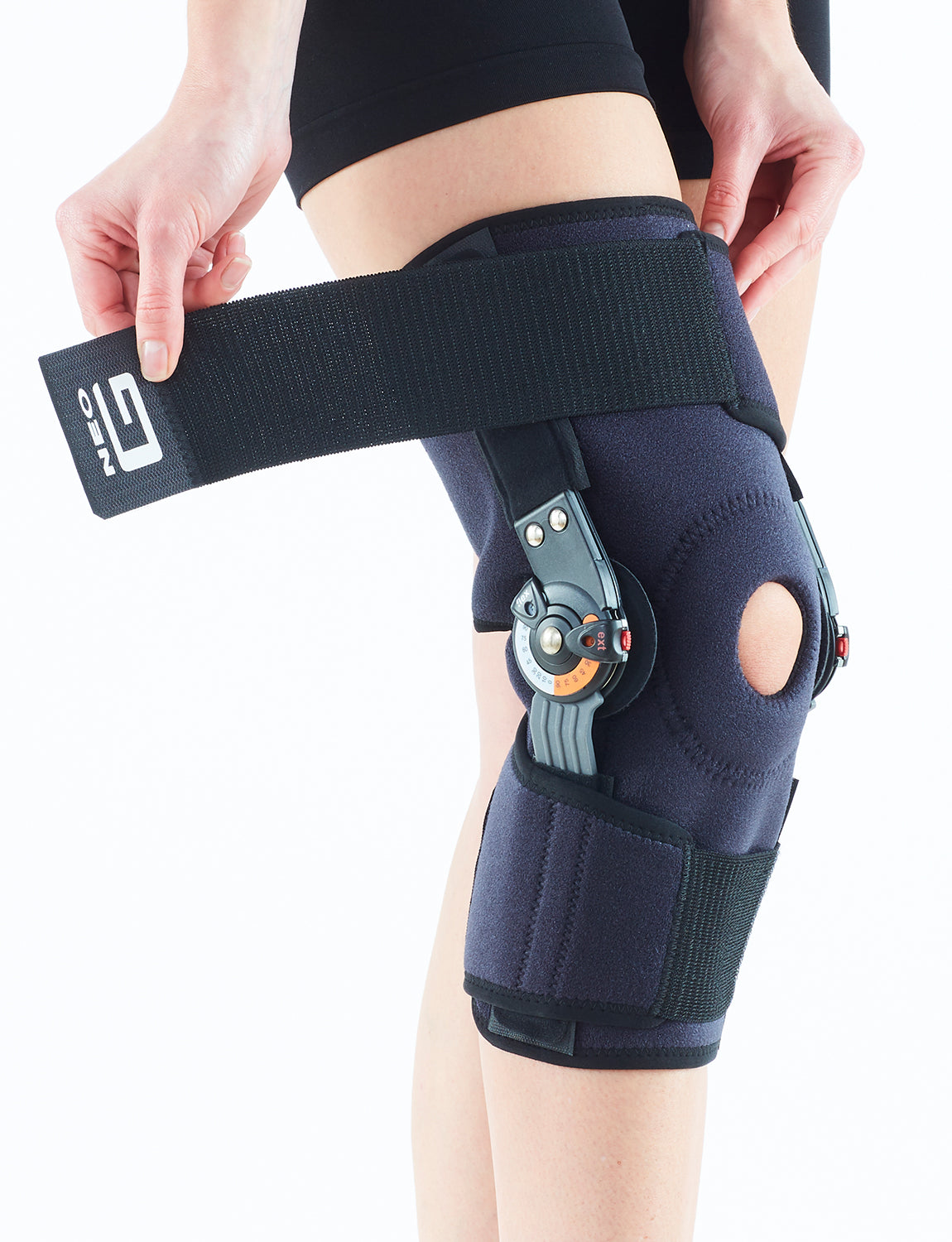 Neo G Hinged Knee Support Brace - Class 1 Medical Device: Free